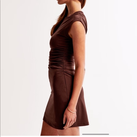 Short sleeve stretch mini dress - Picture 5 of 9